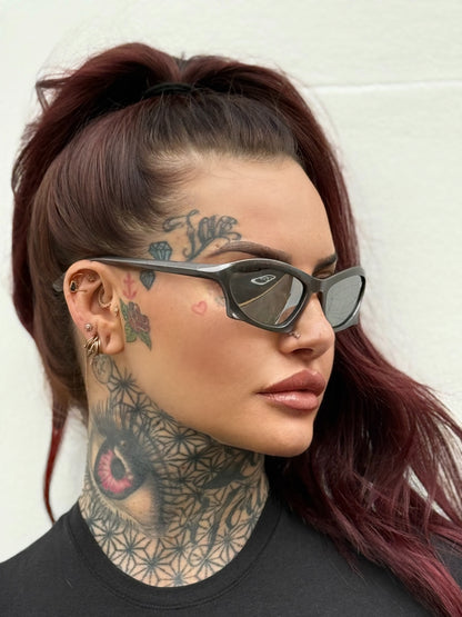 GUNMETAL KISS